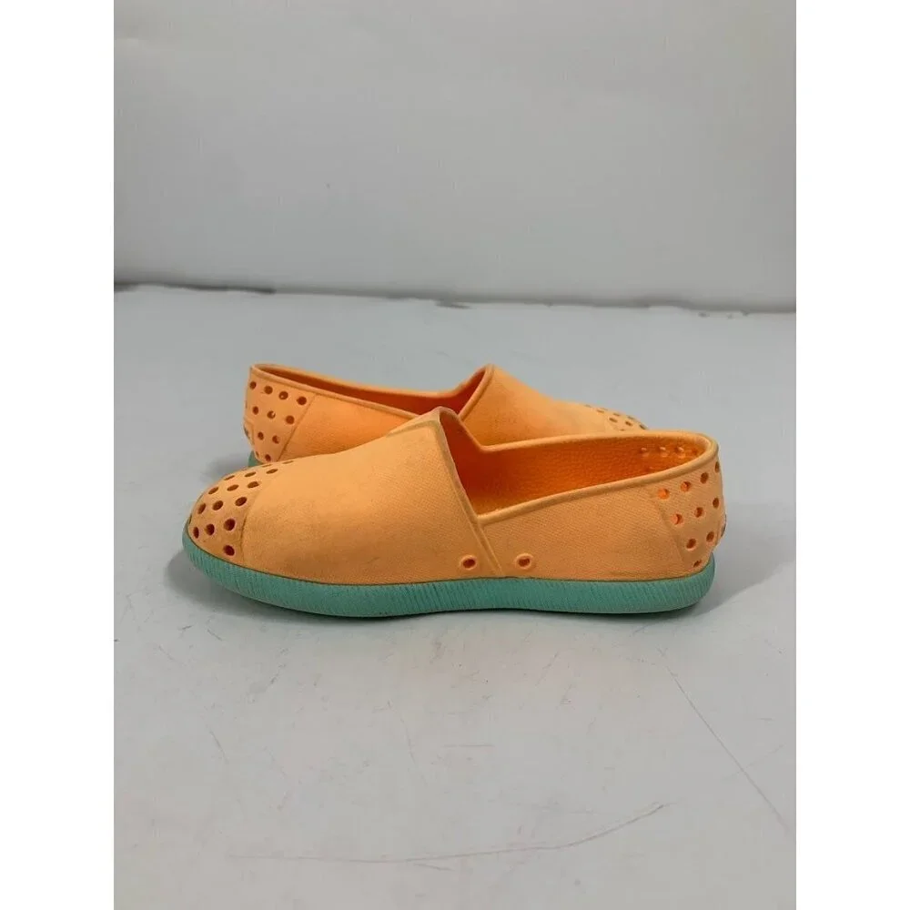 Native Girl's The Verona Slip On Flat Loafer Sage Green Neon Yellow Size‎ 9